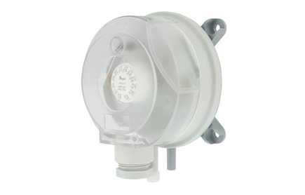 Dwyer ADPS series air differential pressure switch with installation kit