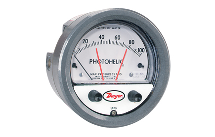 Dwyer 3000 series Photohelic gauge